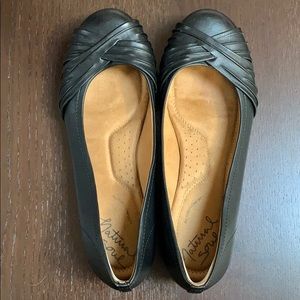 Natural Soul Women’s Ballet Flats (US 10)